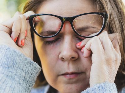 Coronavirus: sugieren extremar el cuidado de los ojos